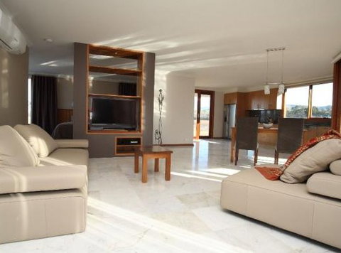 Aurora Cottages - Holiday Adelaide 5