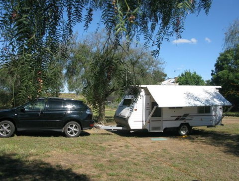 Natimuk Lake Caravan Park - Holiday Adelaide 2