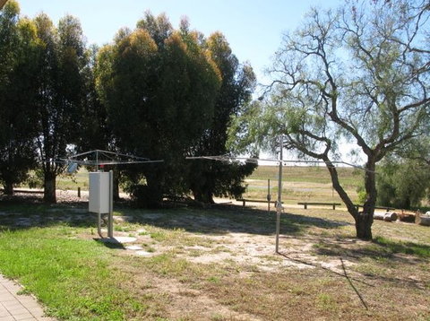 Natimuk Lake Caravan Park - Holiday Adelaide 4