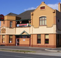 Cross Keys Hotel - Holiday Adelaide