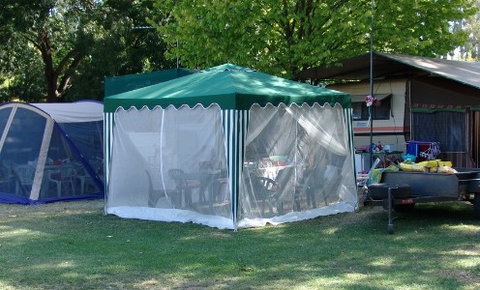 Cohuna Waterfront Holiday Park - Holiday Adelaide 1