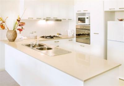 Glenelg Pacific Apartments - Holiday Adelaide 1