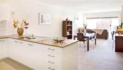 Glenelg Pacific Apartments - Holiday Adelaide 2