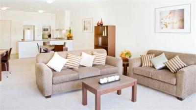 Glenelg Pacific Apartments - Holiday Adelaide 3