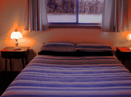 Lake Yalleena Cabins - Holiday Adelaide