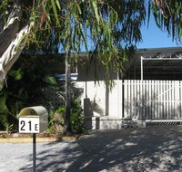 Beach Units Tannum Sands - Holiday Adelaide