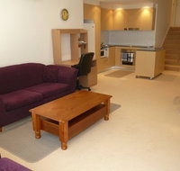 Canberra Wide Apartments - Metropolitan - Holiday Adelaide