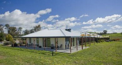 Country Guesthouse Schonegg - Holiday Adelaide 0