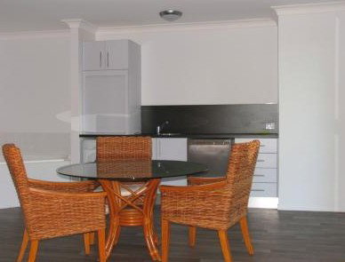 Next Yamba Norfolk Motel - Holiday Adelaide 1