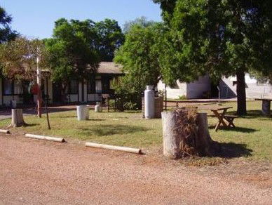 Wilcannia Motel - Holiday Adelaide 1
