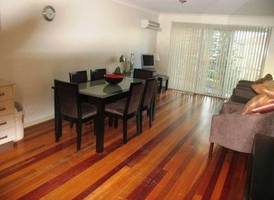 Seaspray Apartments - Holiday Adelaide 2