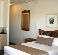 Yamba Beach Motel - Holiday Adelaide