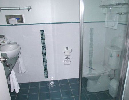 Yamba Beach Motel - Holiday Adelaide 1