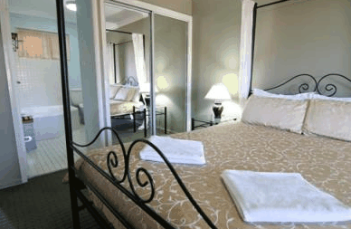 Ashby House Motor Inn - Holiday Adelaide 1