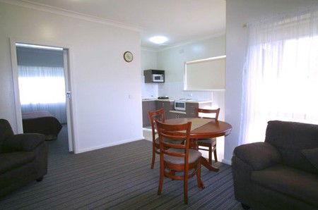 Abbey Apartments - Holiday Adelaide 1