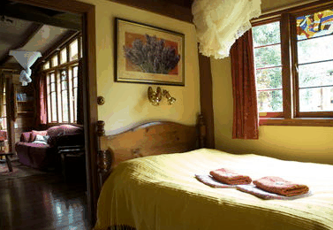 Nimbin Holiday Accommodation  Guest House - Holiday Adelaide