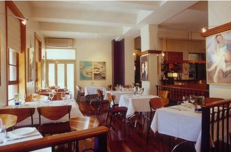 The Inchcolm Hotel - Holiday Adelaide 3