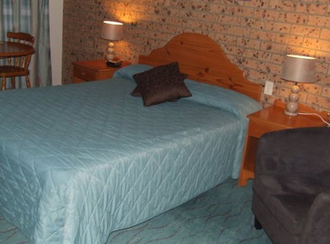 Swaggers Motor Inn, Yass - Holiday Adelaide 5