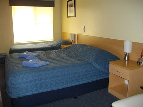 Benjamin Singleton Motel - Holiday Adelaide 3