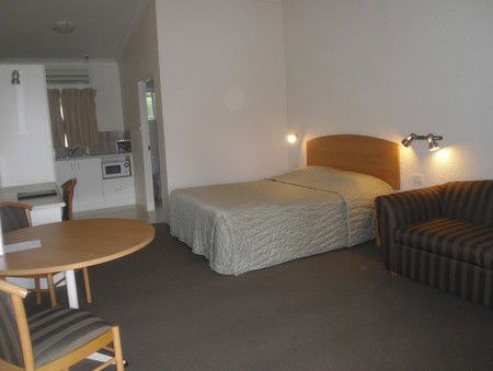 Boulevarde Motor Inn - Holiday Adelaide 1