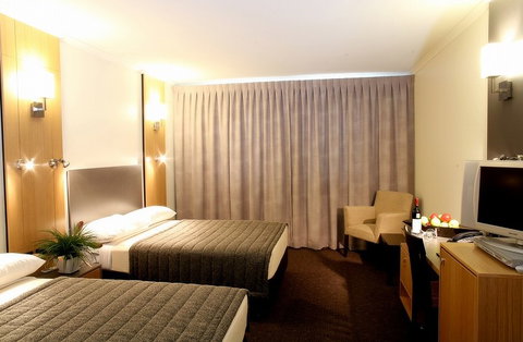 Metro Hotel Ipswich International - Holiday Adelaide 2