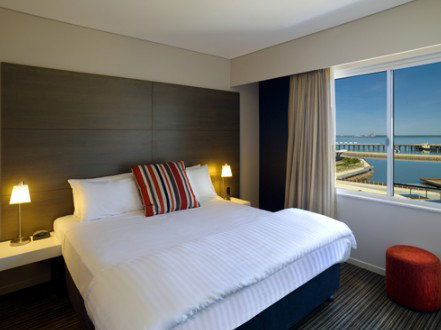 Medina Grand Darwin Waterfront - Holiday Adelaide 1