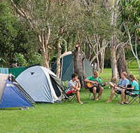 Byron Bay Tourist Village - Holiday Adelaide
