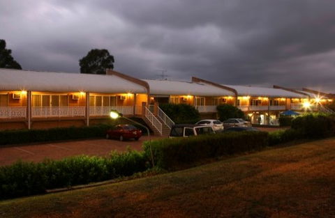 Macarthur Inn - Holiday Adelaide 1