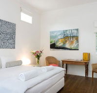 Byron Cove Beach House - Holiday Adelaide