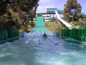 Kalamunda Wet 'n' Wild - Holiday Adelaide 1