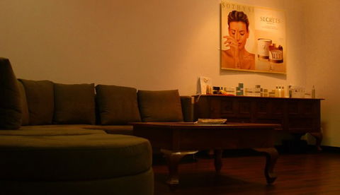 The Revival Lounge - Holiday Adelaide 3