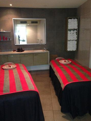 Q1 Spa - Gold Coast - Holiday Adelaide 5