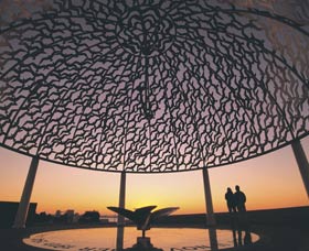 HMAS Sydney II Memorial Geraldton - Holiday Adelaide 0