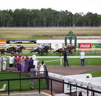 Pinjarra Race Club - Holiday Adelaide
