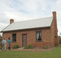 Sandalwood Yards and Tipperary School - Holiday Adelaide