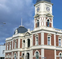 Goatcher Curtain - Holiday Adelaide