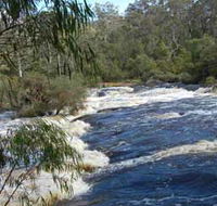 Moons Crossing - Holiday Adelaide