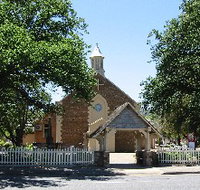 St George Church and Cemetery Tours - Holiday Adelaide