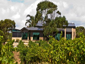 Delacolline Estate - Holiday Adelaide 0