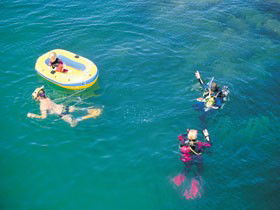 Port Noarlunga Beach And Jetty - Holiday Adelaide 0