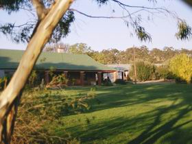 Cardinham Estate - Holiday Adelaide 0