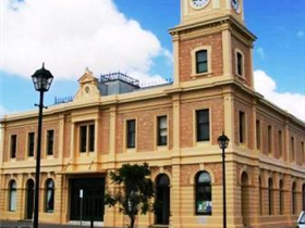 Discovering Historic Moonta Town Drive - Holiday Adelaide 0