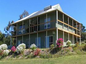 Waggon Road Studio Gallery - Holiday Adelaide 0