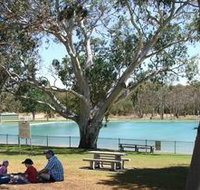Naracoorte Nature Park and Swimming Lake