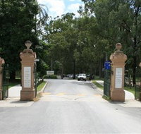 Kalinga Park Memorial - Holiday Adelaide