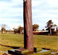 The Flood Memorial or The Stump - Holiday Adelaide