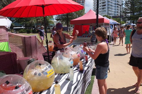 Coolangatta Beachfront Markets - Holiday Adelaide 4