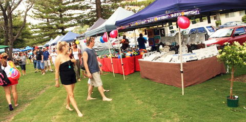 Coolangatta Beachfront Markets - Holiday Adelaide 6