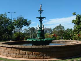 Band Rotunda And Fairy Fountain - Holiday Adelaide 0