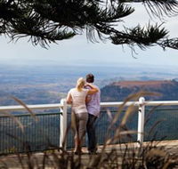 Picnic Point Lookout And Parkland - Holiday Adelaide
